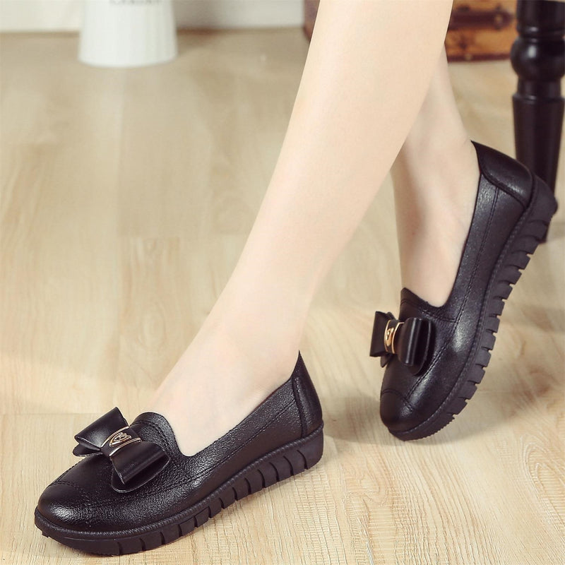 Soft Sole Low Heel Women's Leather Shoes