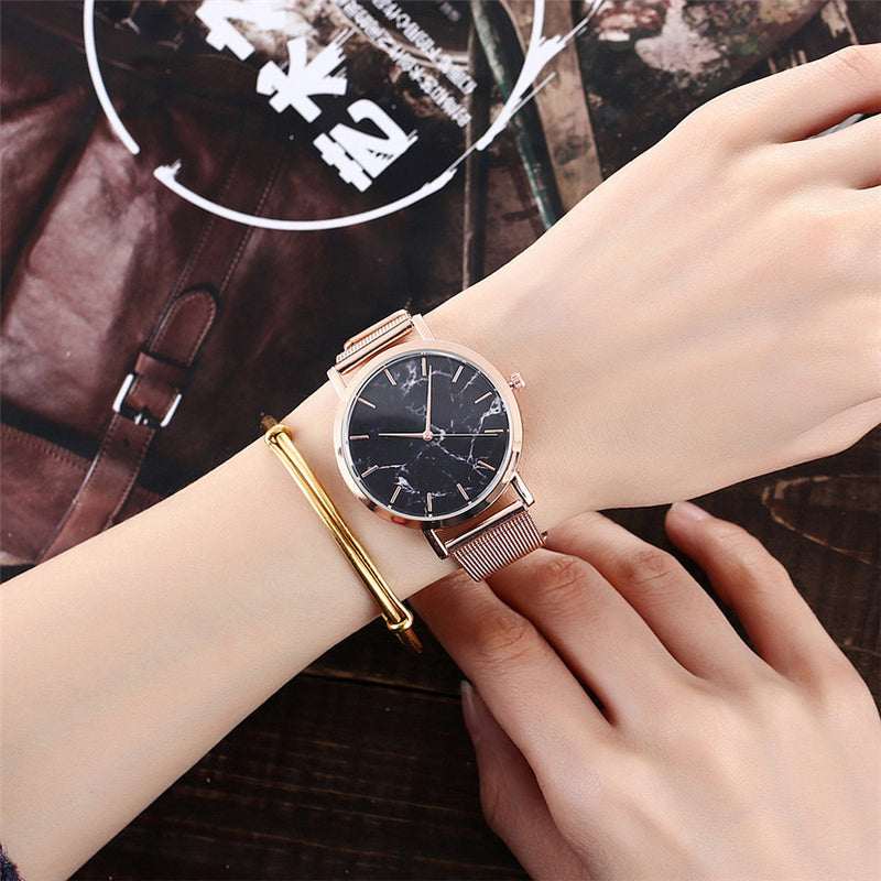 Casual Women Wristwatch