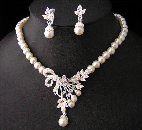 Pearl Bridal Necklace