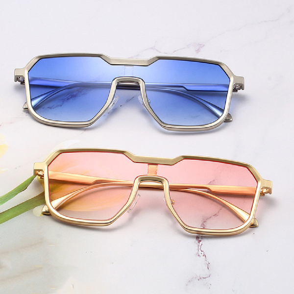 Punk Metal Trendy Sunglasses